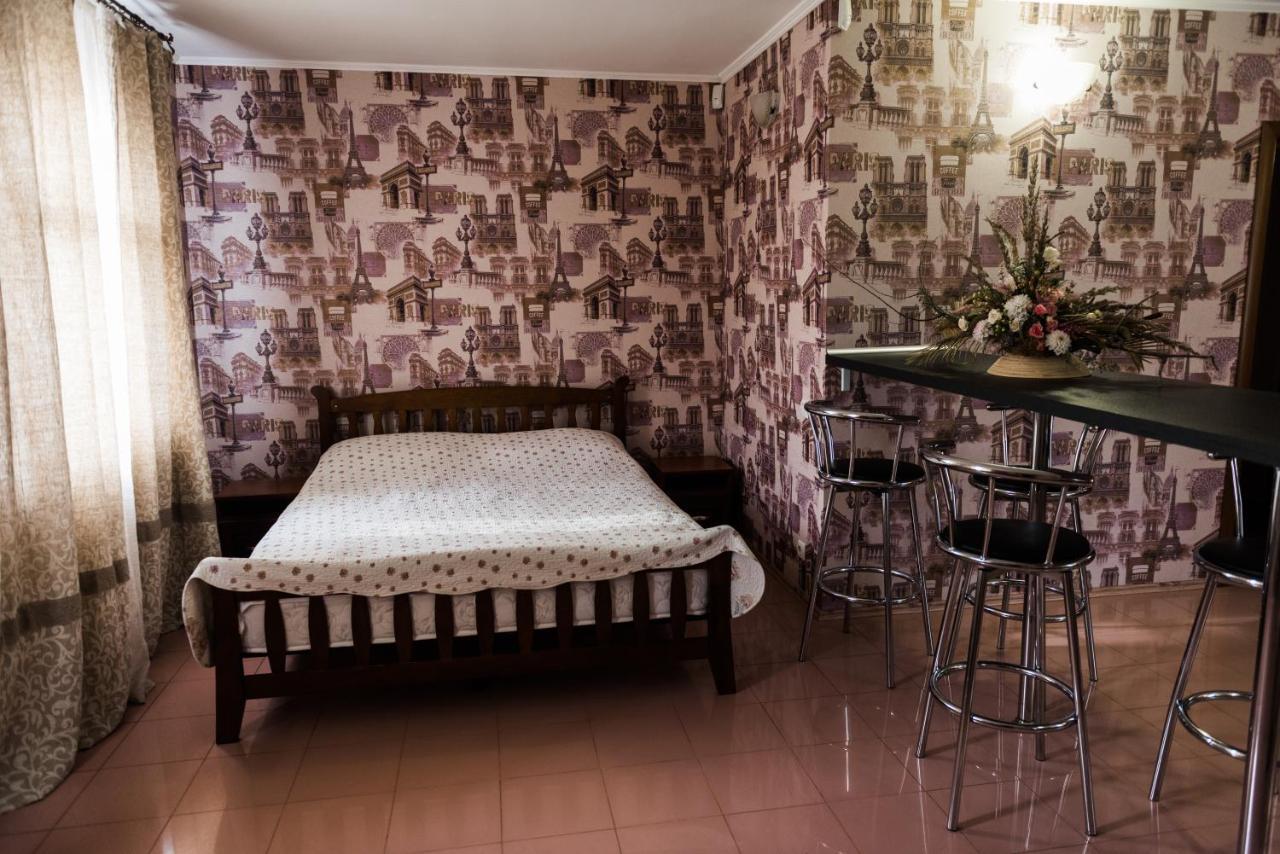 Golden Park Apartments Умань Экстерьер фото