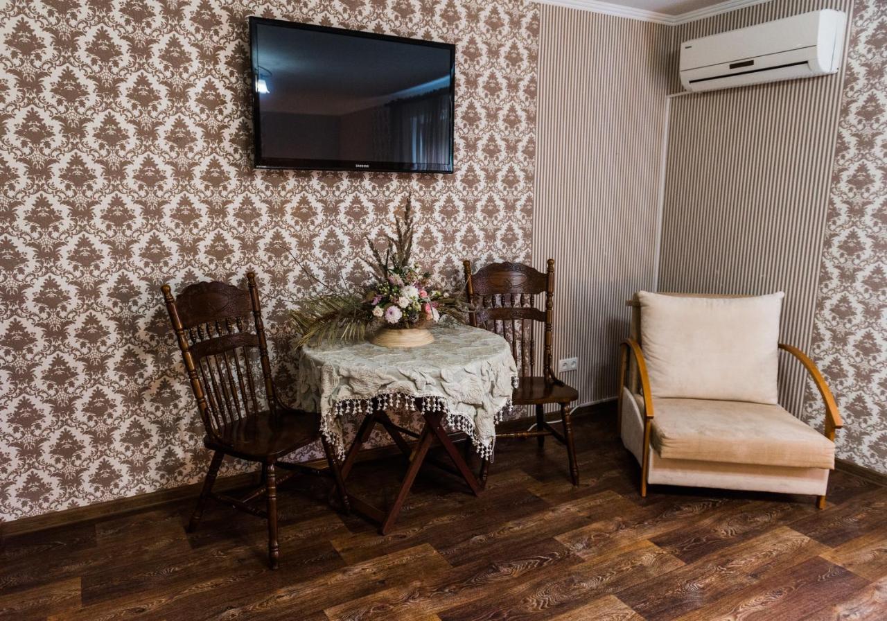 Golden Park Apartments Умань Экстерьер фото