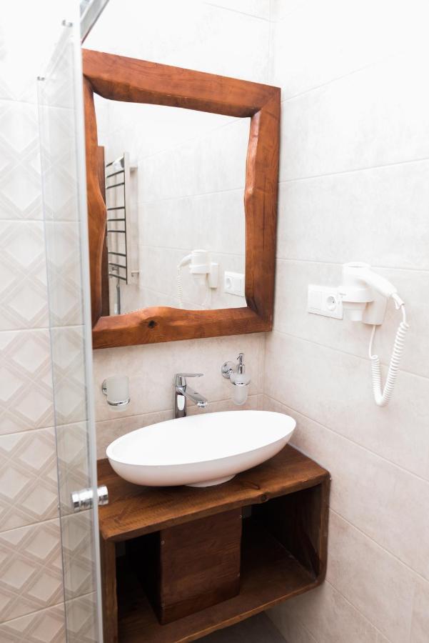 Golden Park Apartments Умань Экстерьер фото