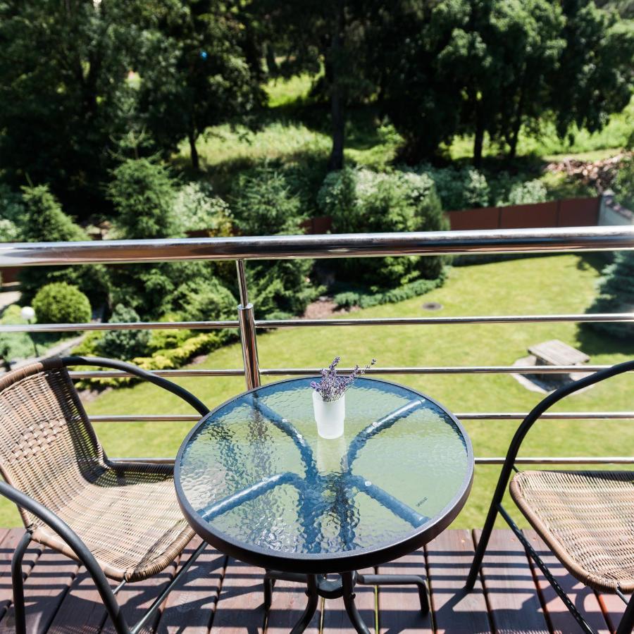 Golden Park Apartments Умань Экстерьер фото