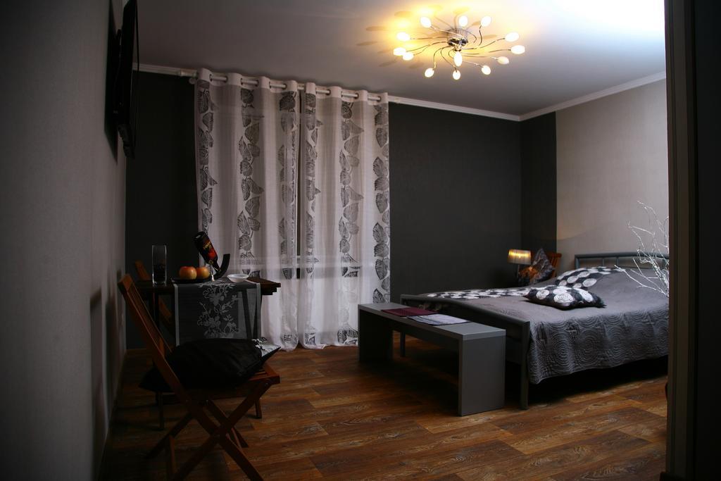 Golden Park Apartments Умань Экстерьер фото